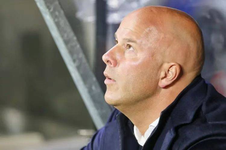 冠军班底+天价引援却狂输9场，接连破糟糕记录，利物浦怎么了？